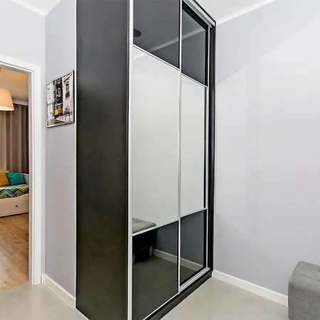 Stylish Apartment Oldtown Riverview Balcony Gdansk Exterior photo